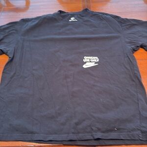 Nike loose fit men’s tee.